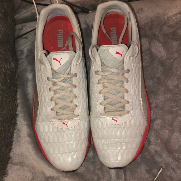 PUMA SILVER CHECKERED SWIRLS WITH RED PUMA - Picture 1 of 8